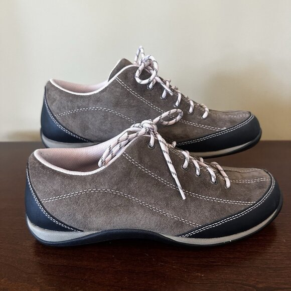 LL Bean Suede Shoe Sneaker 277619 Brown/Pink Lace Up Walking Casual Womens Sz 8 - Picture 1 of 15